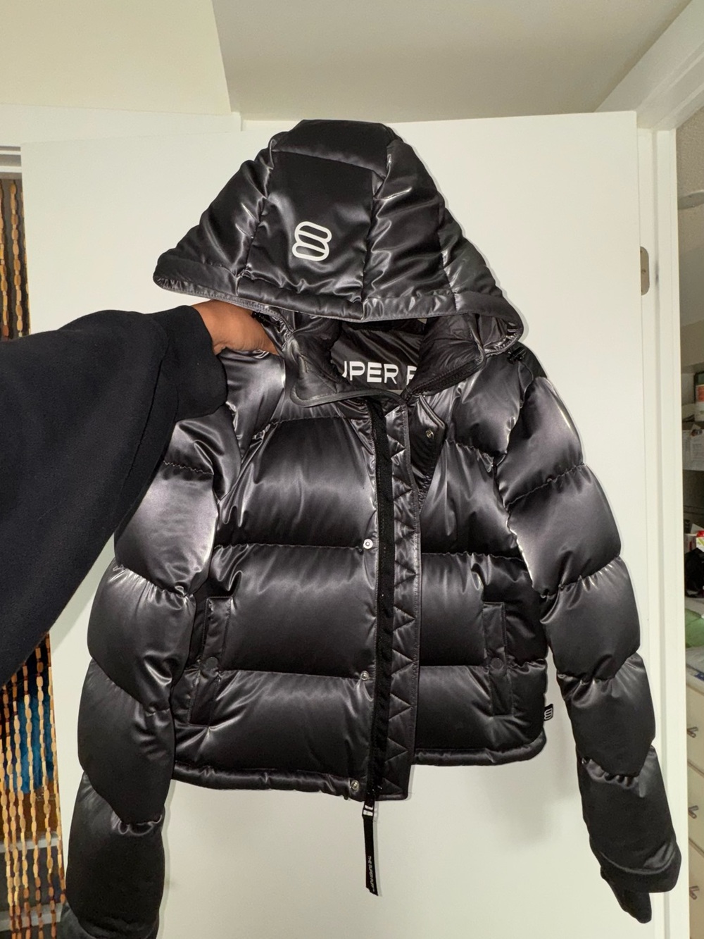 Aritzia Super Puff ™️ Shorty Puffer - sz M